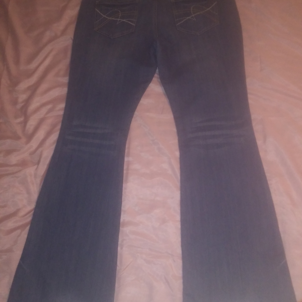 Jeans - Picture 3 of 6